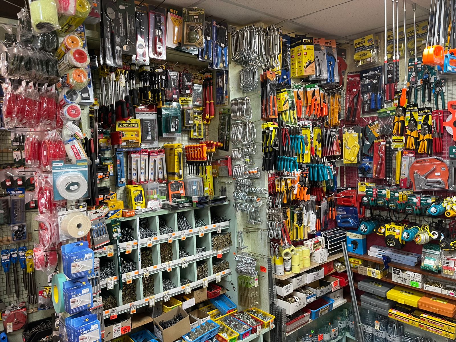 Новые сухие смеси для ремонта и строительства